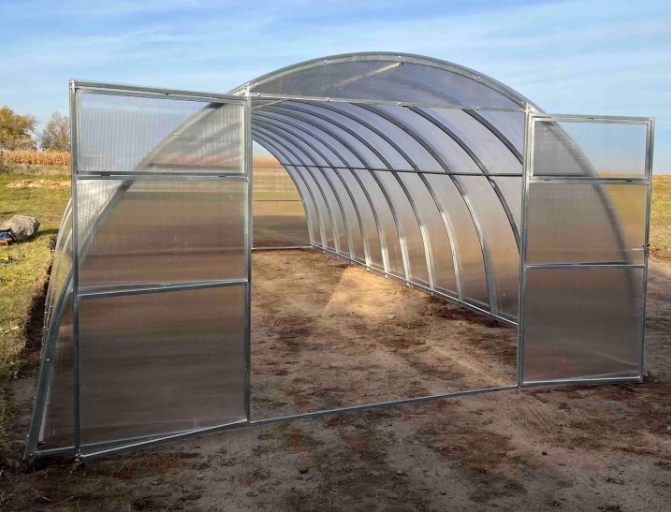 Szklarnia z poliwęglanu Tunel ogrodowy 4x8 m profile 40x20 poliwęglan 6mm