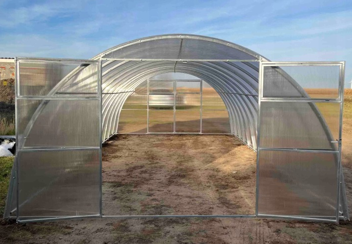 Szklarnia z poliwęglanu Tunel ogrodowy 4x8 m profile 40x20 poliwęglan 6mm