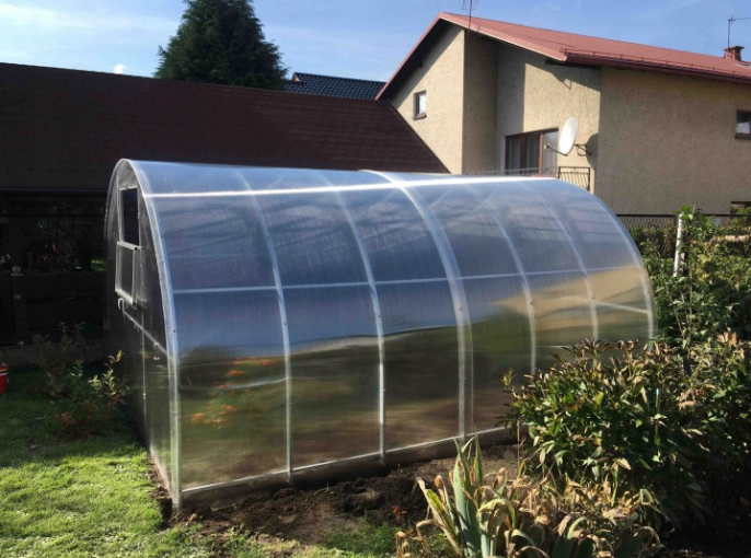 Mała szklarnia ogrodowa z poliwęglanu 2x4m 4mm profile 20x20 TRWAŁA